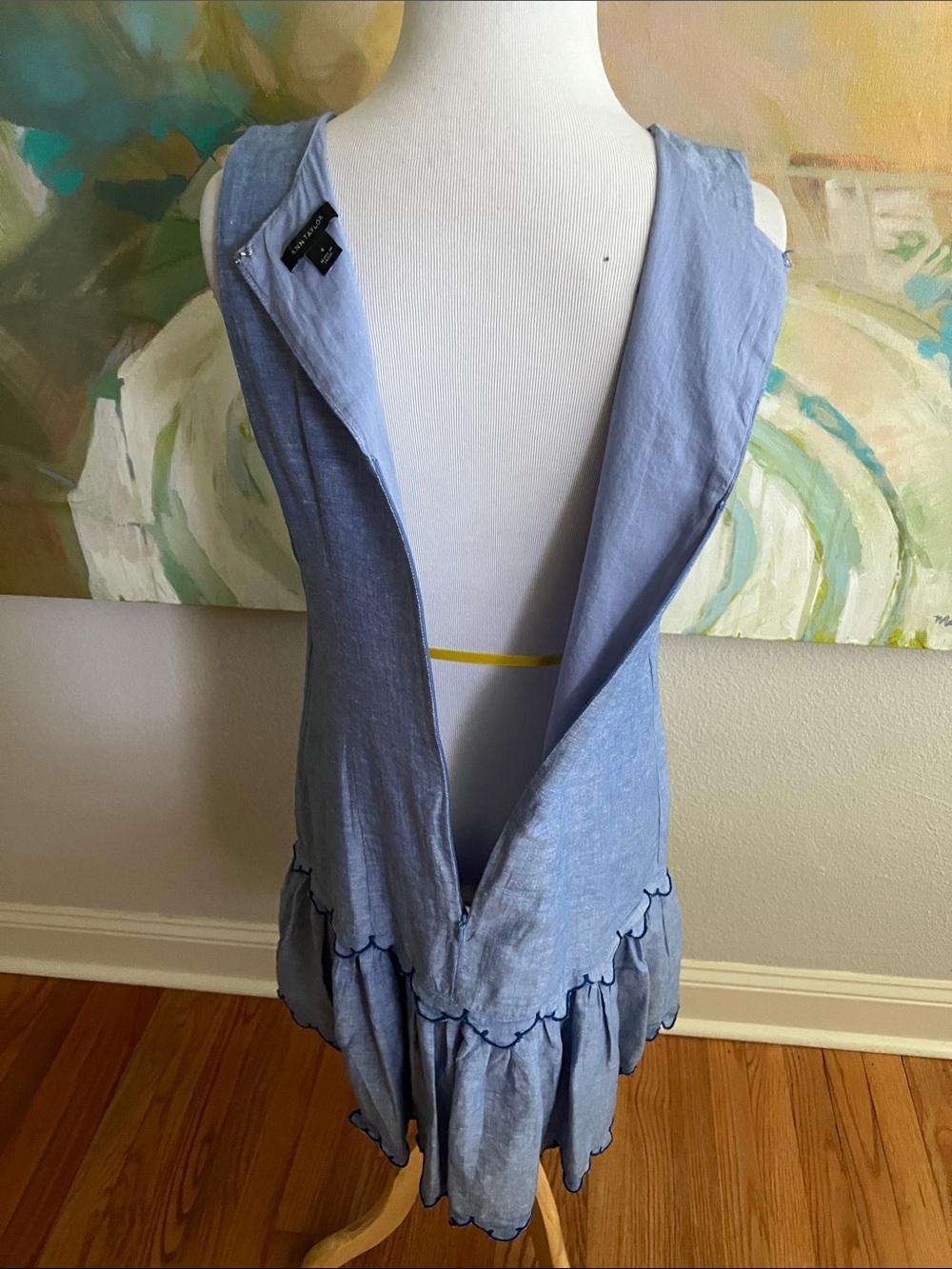 Ann Taylor Chambray Flounce Shift Dress size 4 scalloped - Picture 7 of 16